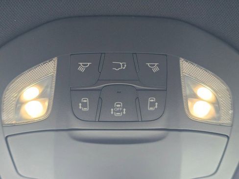 New 2026 Chrysler Pacifica Select AWD/4WD image 37