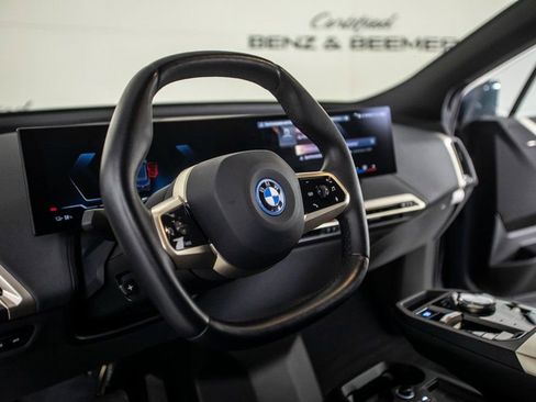 Used 2023 BMW iX xDrive50 w/ Sport Package image 20