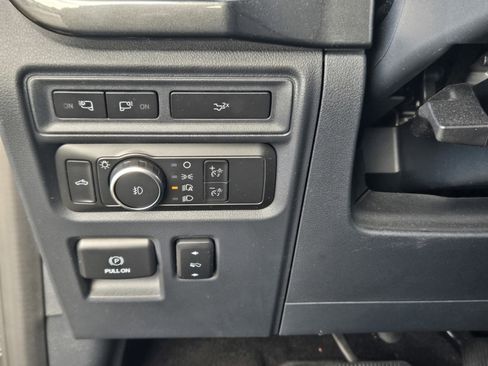 Used 2022 Ford F150 XLT w/ Equipment Group 302A High image 28