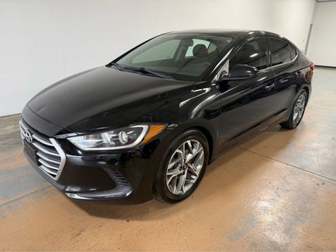 Used 2018 Hyundai Elantra SEL FWD image 1