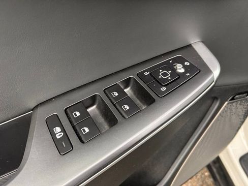 Used 2022 Kia EV6 Wind w/ Wind Technology Package image 36