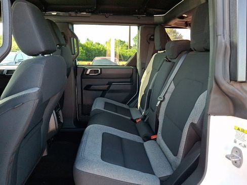 Used 2025 Ford Bronco Big Bend AWD/4WD image 10