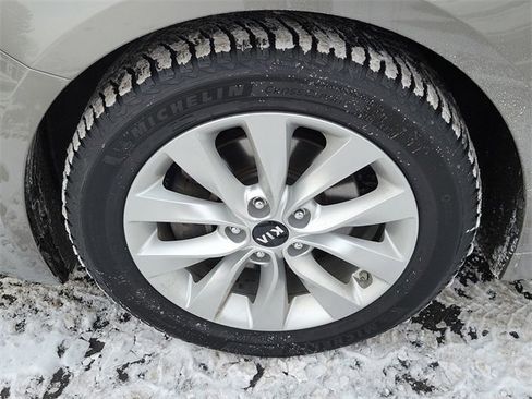 Used 2018 Kia Optima EX image 5