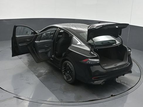 Used 2026 Nissan Sentra SR w/ Floor Mat Package FWD image 60