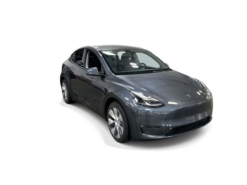 Certified 2023 Tesla Model Y Long Range AWD/4WD image 8