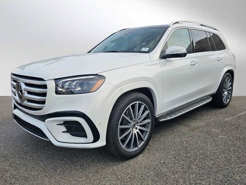 New 2026 Mercedes-Benz GLS 580 4MATIC image 7