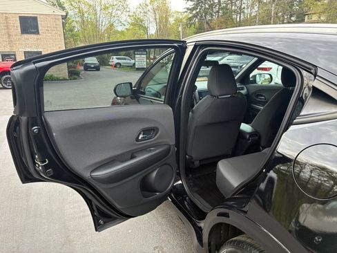 Used 2022 Honda HR-V Sport image 15