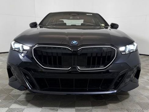 New 2027 BMW 550e xDrive AWD/4WD image 2