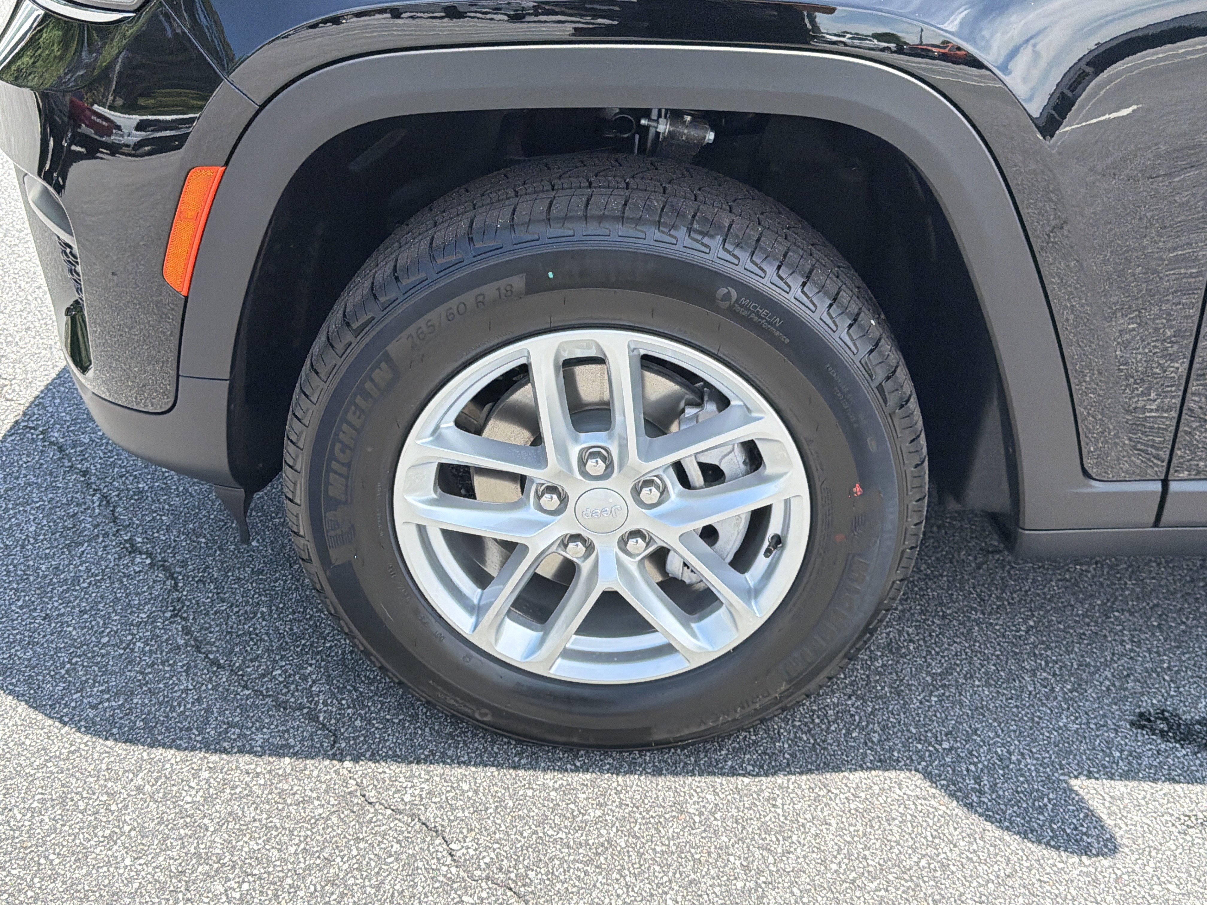 New 2026 Jeep Grand Cherokee Laredo RWD image 13