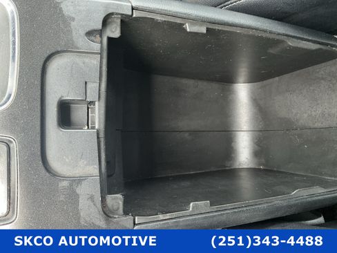 Used 2020 Ford Fusion SEL FWD image 25