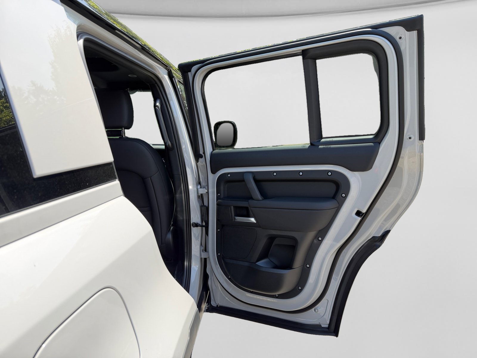 New 2026 Land Rover Defender 110 S AWD/4WD image 21