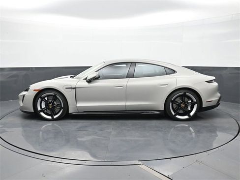 Certified 2024 Porsche Taycan GTS image 2