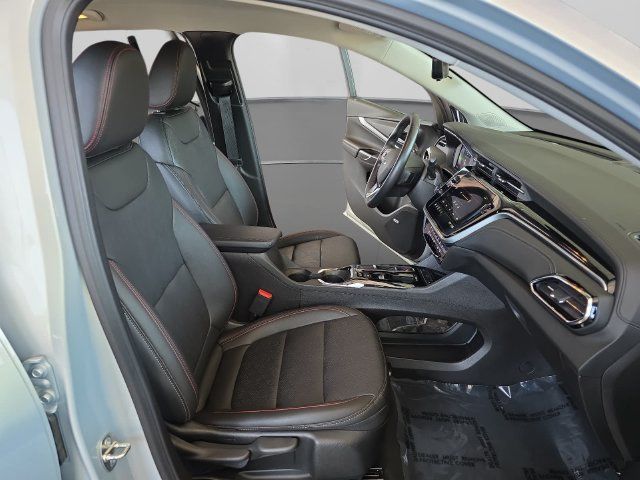 Used 2023 Chevrolet Bolt EUV Premier w/ Sun & Sound Package FWD image 33