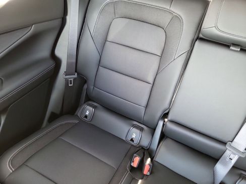 New 2026 Chevrolet Blazer EV LT image 12