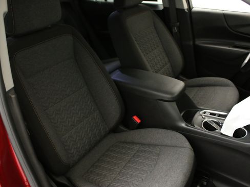 Certified 2024 Chevrolet Equinox LT FWD image 29