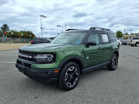 Used 2023 Ford Bronco Sport Outer Banks w/ Tech Package AWD/4WD image 9