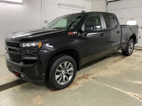 Used 2022 Chevrolet Silverado 1500 RST image 3