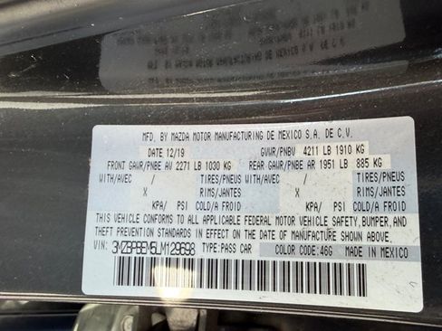Used 2020 MAZDA MAZDA3 AWD Sedan w/ Premium Package image 33
