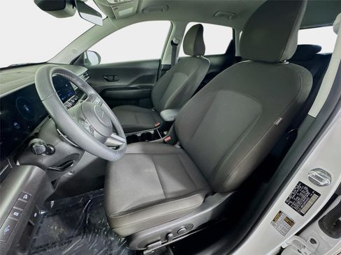 Certified 2024 Hyundai Kona SEL w/ Convenience Package FWD image 11