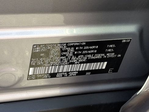 Used 2022 Toyota RAV4 SE w/ Weather & Moonroof Package AWD/4WD image 30
