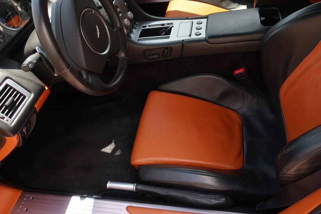 Used 2006 Aston Martin DB9 Volante RWD image 38