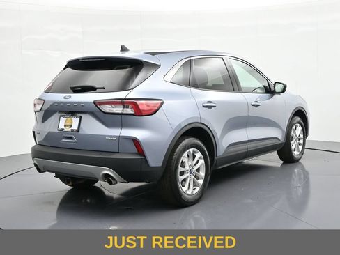 Used 2022 Ford Escape SE w/ Convenience Package AWD/4WD image 6