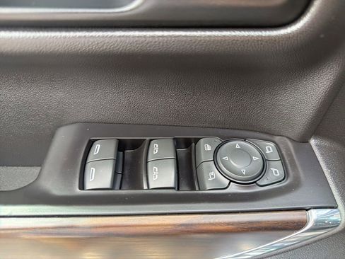 Used 2019 GMC Sierra 1500 SLT AWD/4WD image 31
