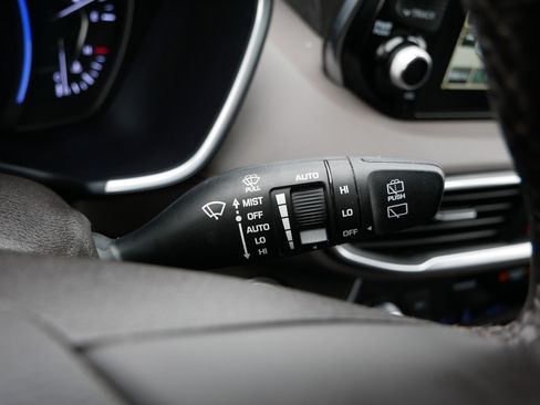 Used 2019 Hyundai Santa Fe FWD image 32