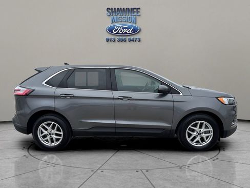 Used 2022 Ford Edge SEL image 4
