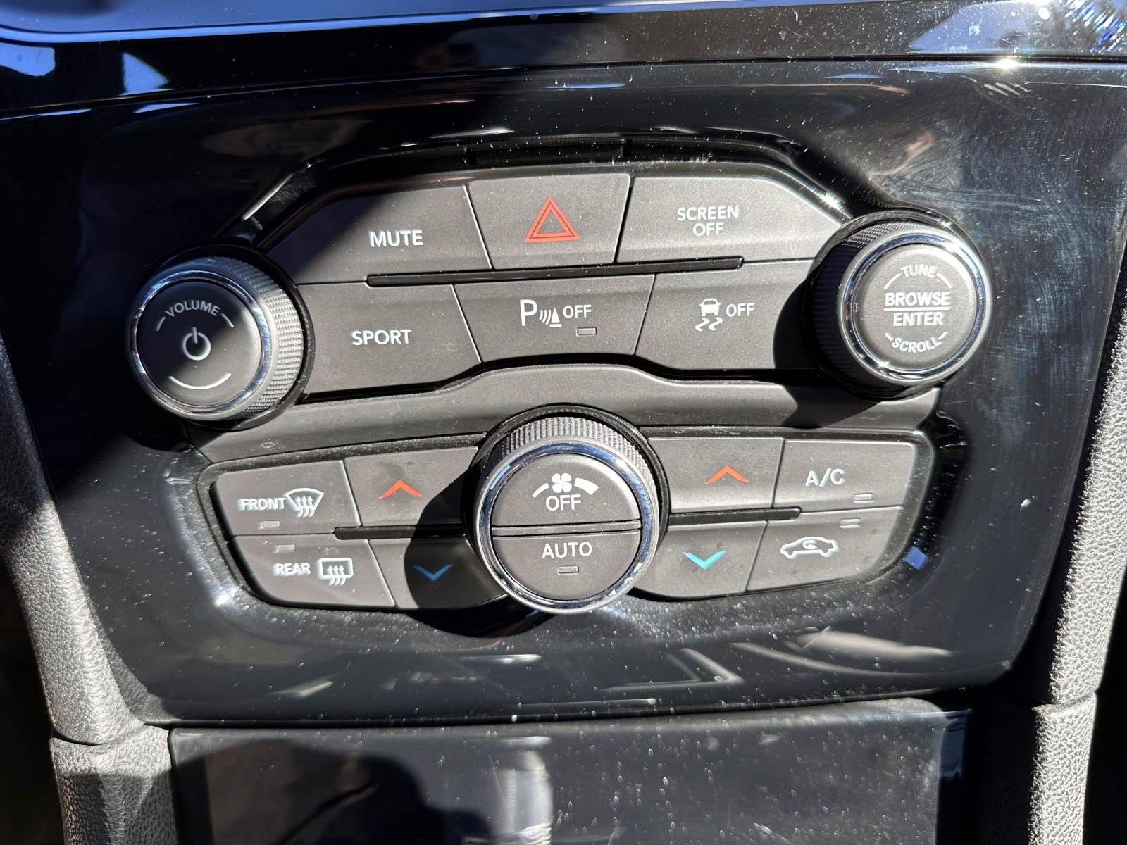 Used 2022 Chrysler 300 S w/ Comfort Group RWD image 26