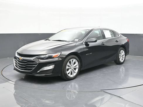 Used 2025 Chevrolet Malibu LT FWD image 4