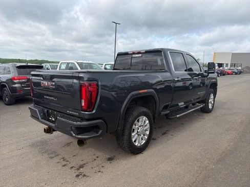 Used 2022 GMC Sierra 2500 Denali w/ Technology Package image 3