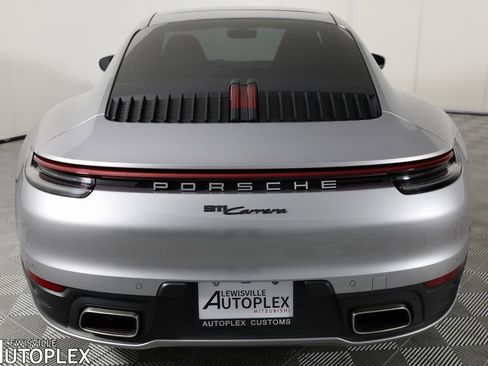 Used 2020 Porsche 911 Carrera image 6