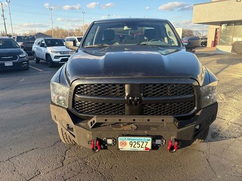 Used 2015 RAM 1500 Express w/ Black Ram 1500 Express Group AWD/4WD image 2