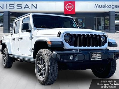 Used 2024 Jeep Gladiator Sport