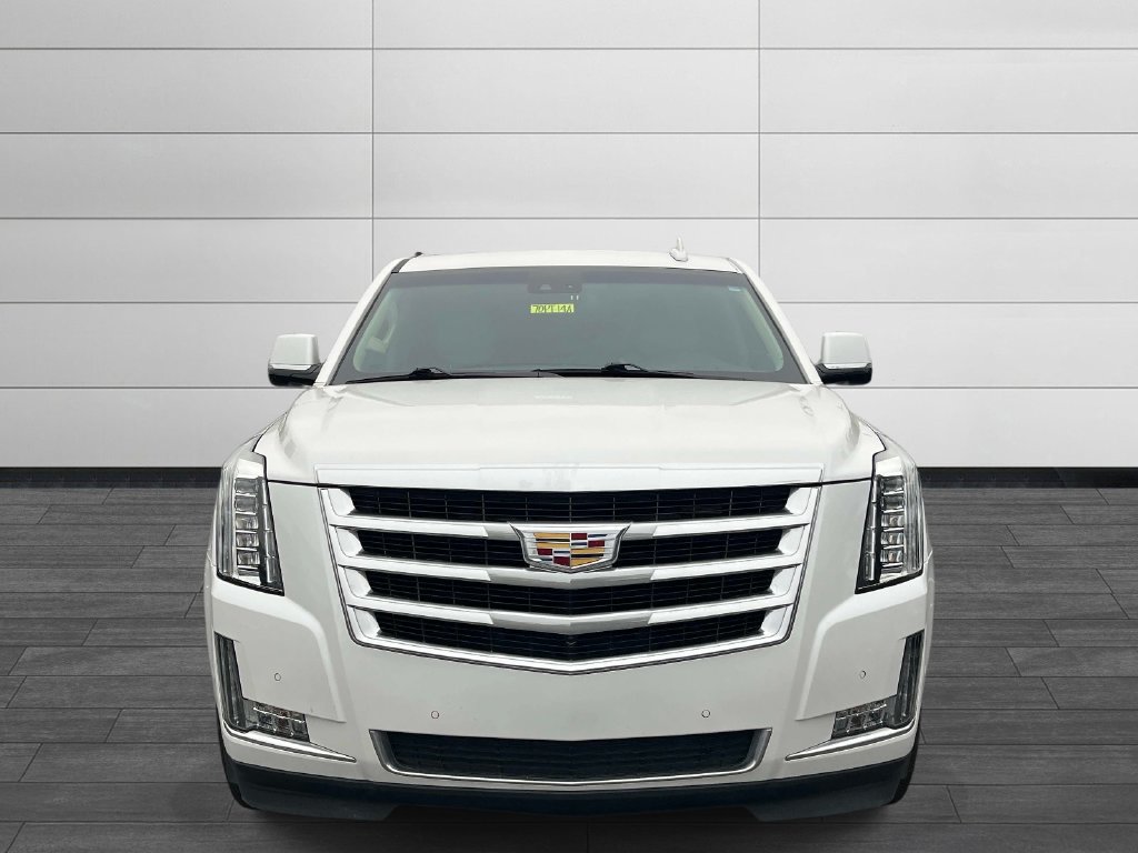 Used 2019 Cadillac Escalade Luxury RWD image 5