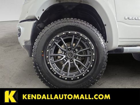 Used 2022 RAM 1500 Limited w/ Off-Road Group image 14