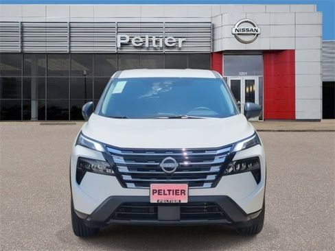 New 2025 Nissan Rogue S image 2