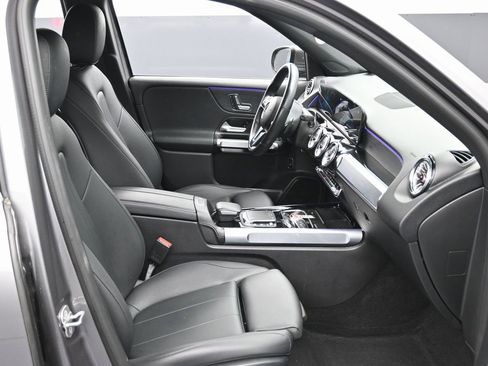 Used 2023 Mercedes-Benz EQB 250+ 250+ w/ Exclusive Package image 38