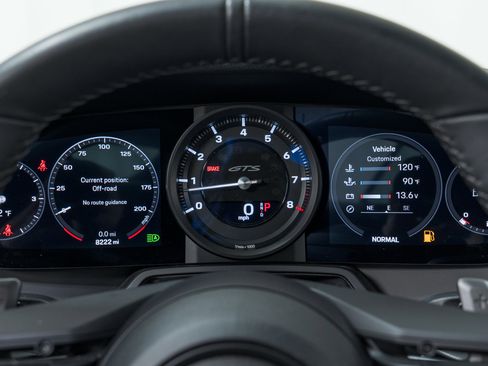 Certified 2022 Porsche 911 Carrera 4 GTS image 23