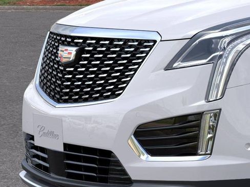 New 2026 Cadillac XT5 Premium Luxury w/ Driver Assist Package AWD/4WD image 13