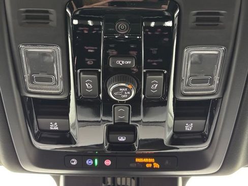 New 2026 GMC Yukon Denali w/ Denali Reserve Package AWD/4WD image 28