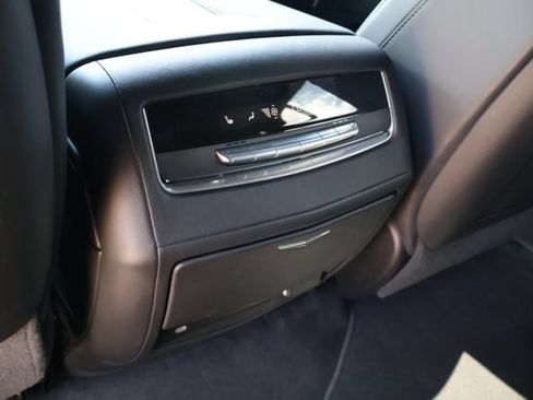 Used 2024 Cadillac Escalade ESV Sport AWD/4WD image 9