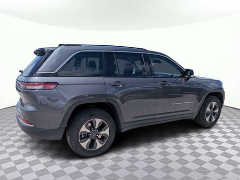 Used 2024 Jeep Grand Cherokee Limited 4xe AWD/4WD image 3