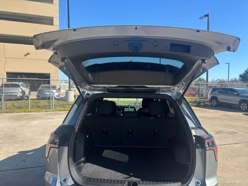 Used 2025 Chevrolet Equinox LT image 31