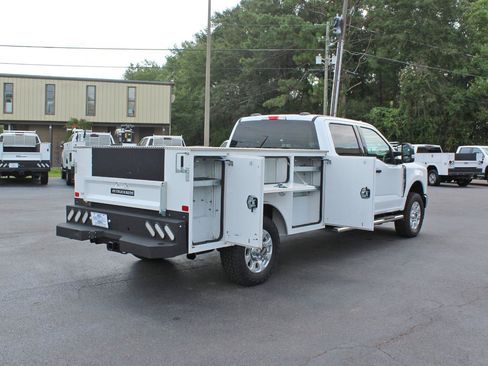 Used 2024 Ford F250 XLT w/ FX4 Off-Road Package AWD/4WD image 15