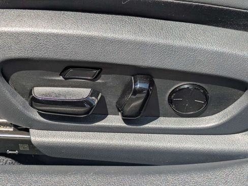Used 2019 Lexus ES 350 w/ Accessory Package 2 FWD image 11