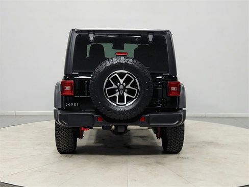Used 2025 Jeep Wrangler Unlimited Rubicon image 6