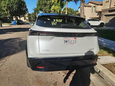 Used 2024 Nissan Ariya FWD image 9
