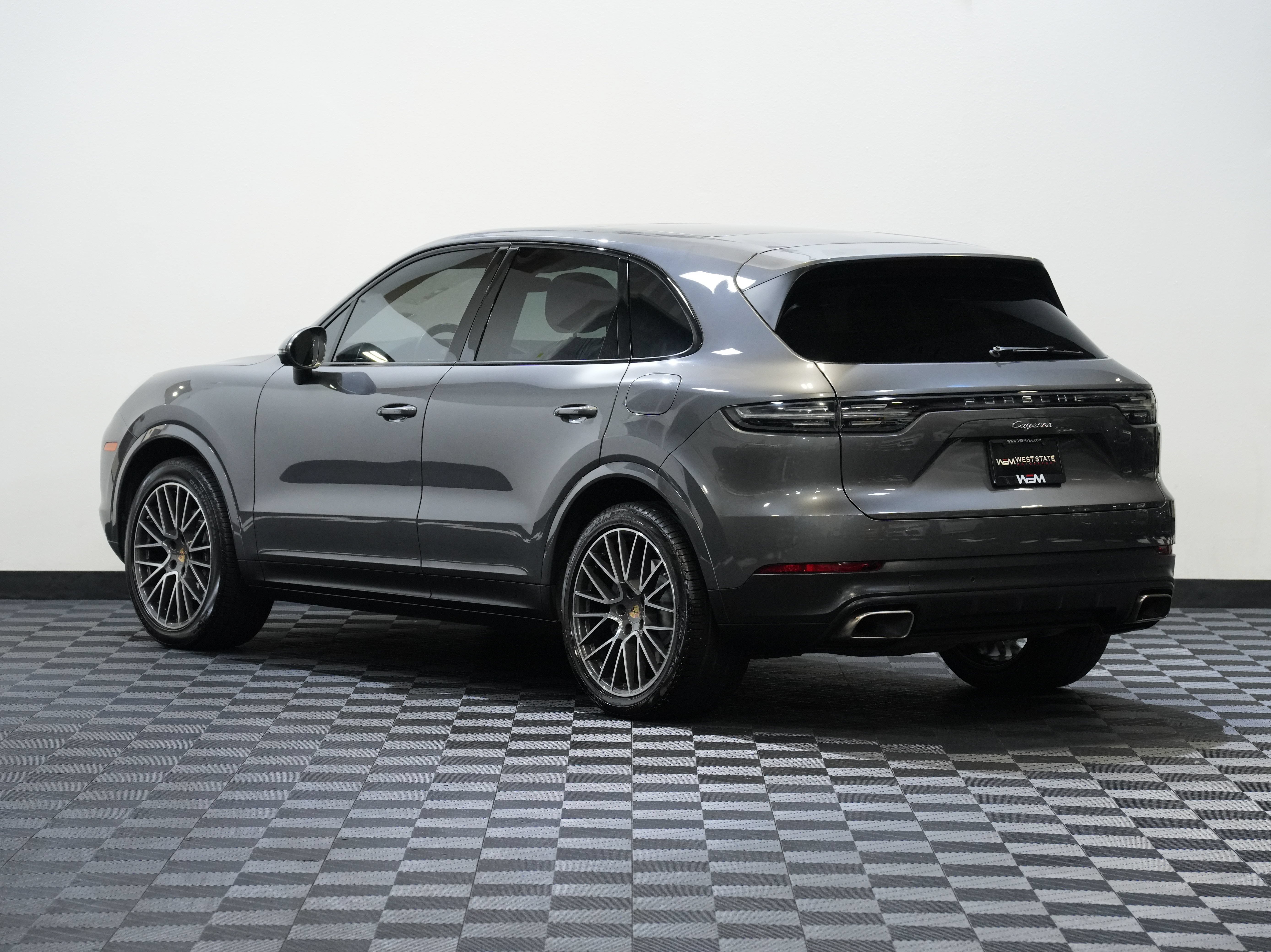 Used 2022 Porsche Cayenne E-Hybrid AWD/4WD image 8